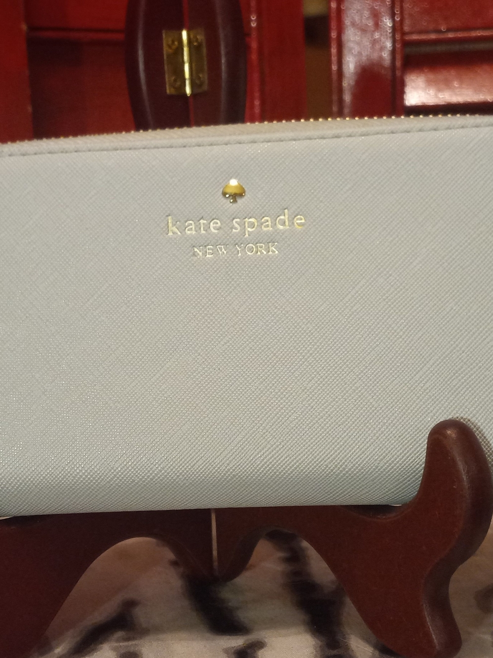 Kate Spade New York Light Gray Saffiano Zip Wallet